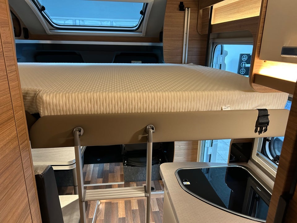 Mercedes Weinsberg 2,0 Cara Compact Suite 640 Pepper Edition aut. 2d