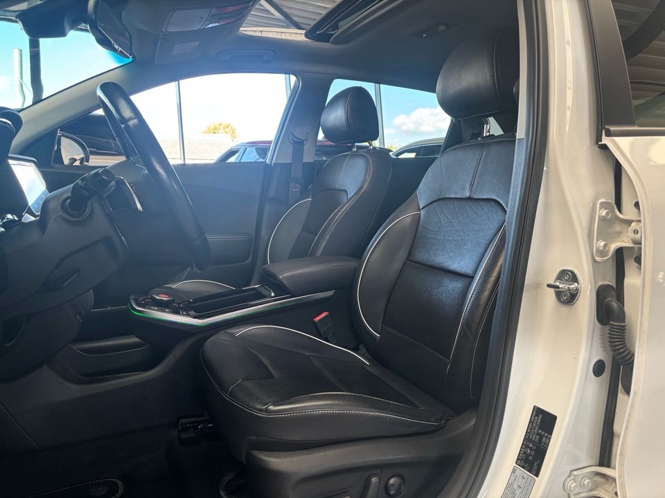 Kia e-Niro 64 Advance 5d