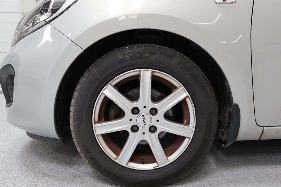 Kia Rio 1,2 CVVT Active 5d