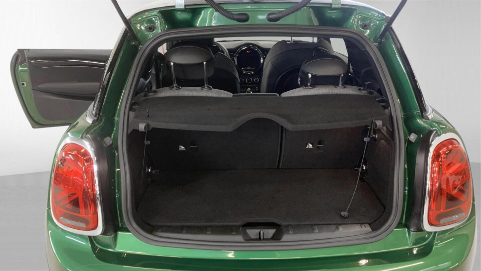 MINI Cooper SE Classic Trim 3d