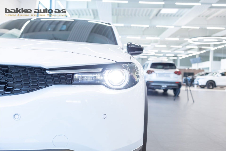 Mazda MX-30 e-SkyActiv Sky 5d