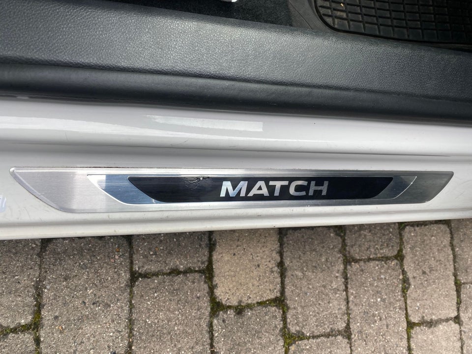 VW Golf VI 1,4 TSi 122 Match DSG 5d