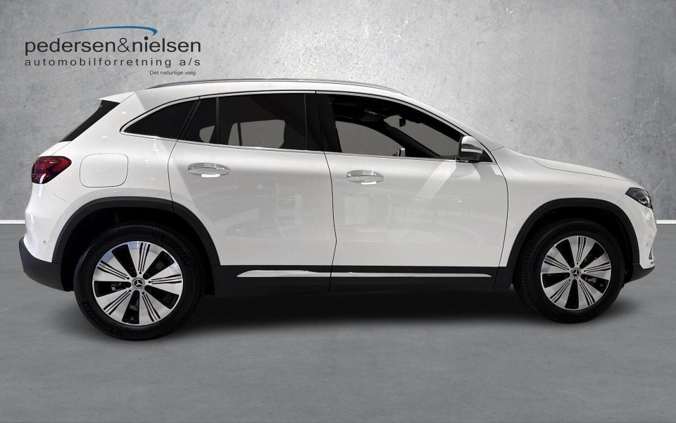 Mercedes EQA250+ Progressive 5d