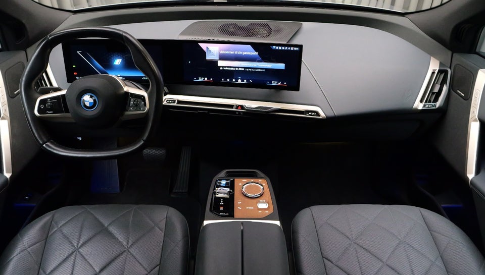 BMW iX xDrive40 Sport 5d