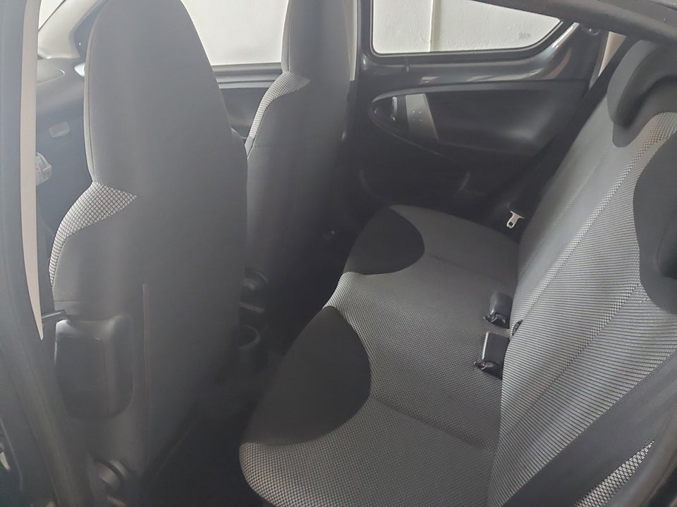 Toyota Aygo 1,0 VVT-i T1 5d