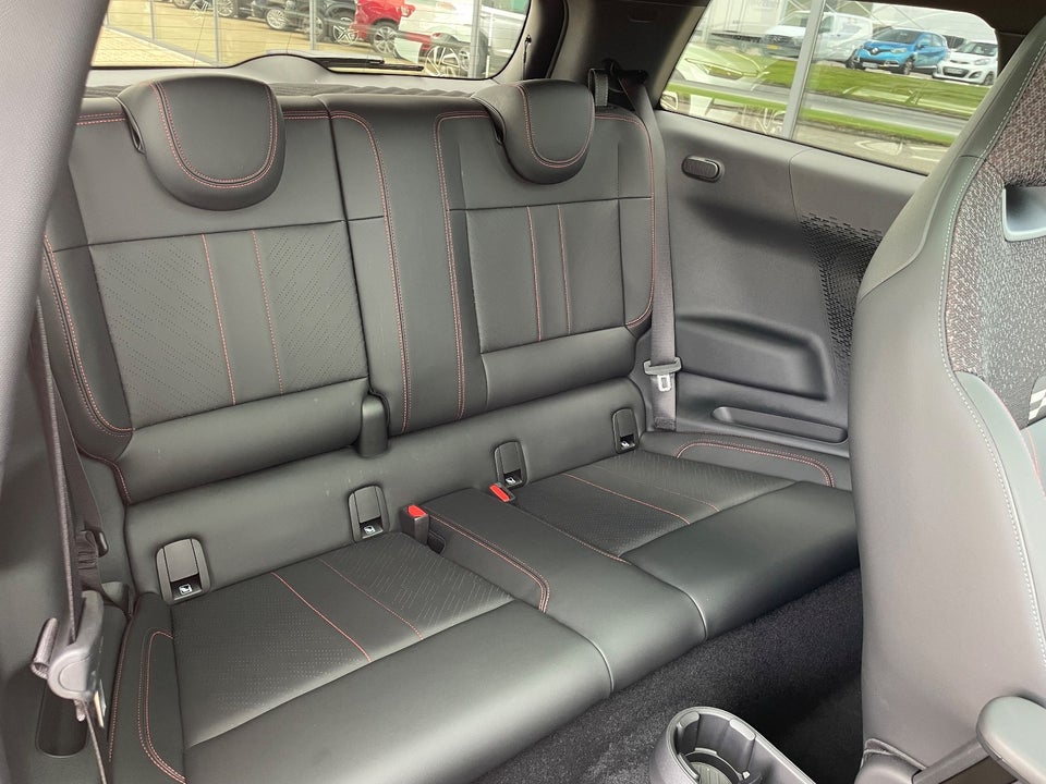MINI Cooper SE JCW Trim XL 3d