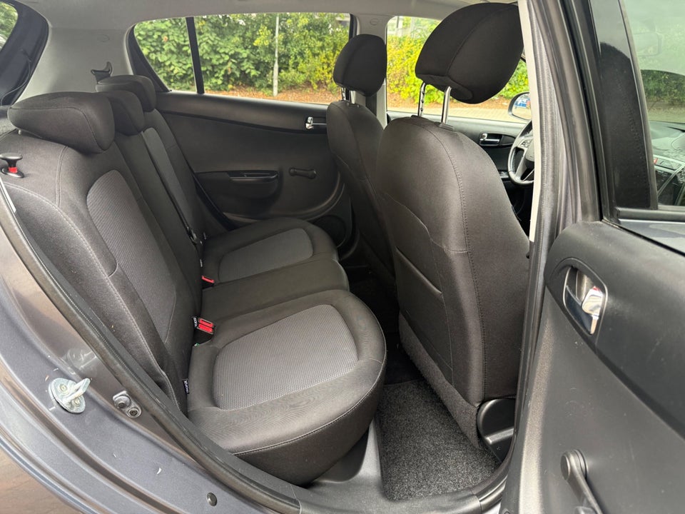 Hyundai i20 1,25 Classic XTR 5d