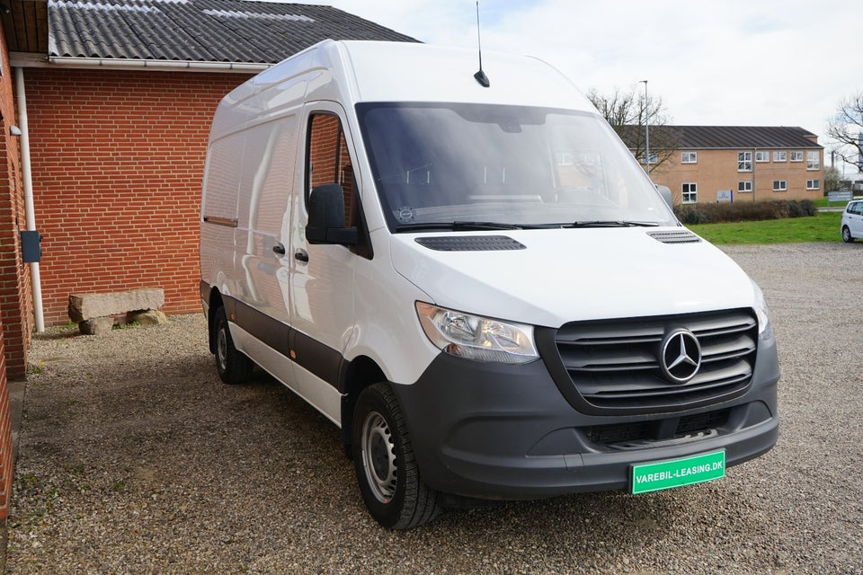 Mercedes Sprinter 317 2,0 CDi A2 Kassevogn aut. RWD