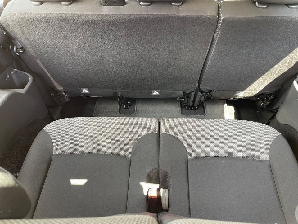 Dacia Lodgy 1,3 TCe 100 Streetway 7prs 5d