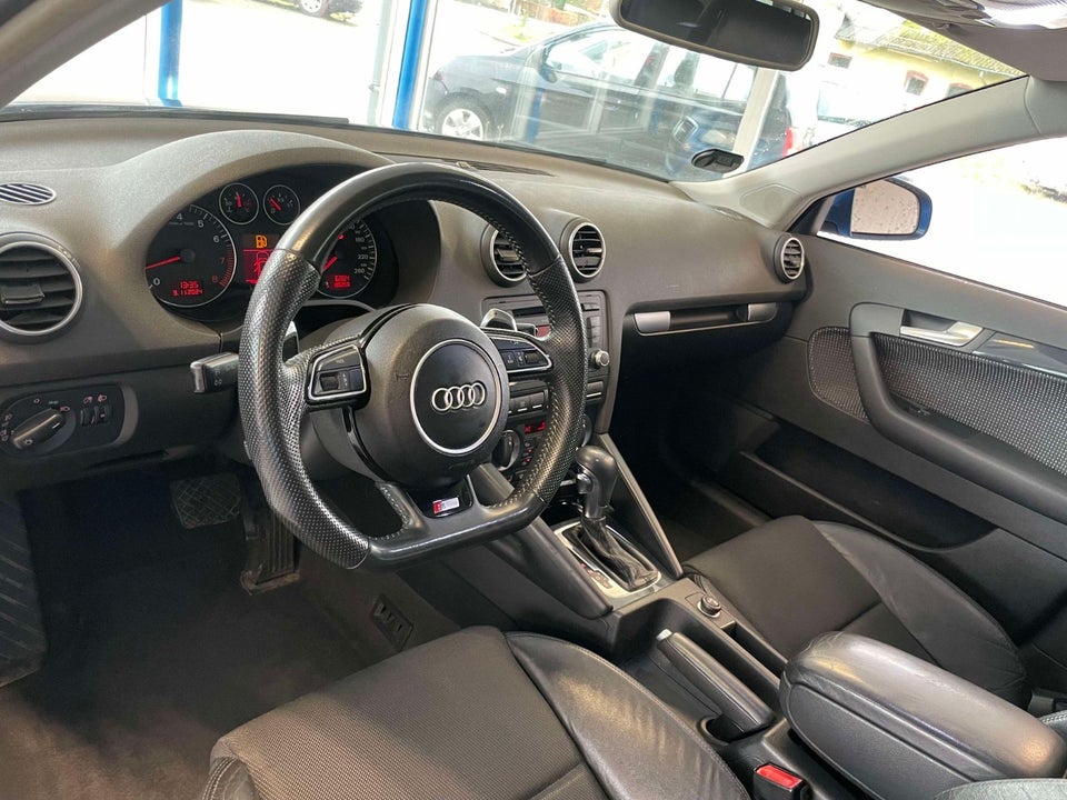 Audi A3 1,8 TFSi Attraction Sportback S-tr. 5d