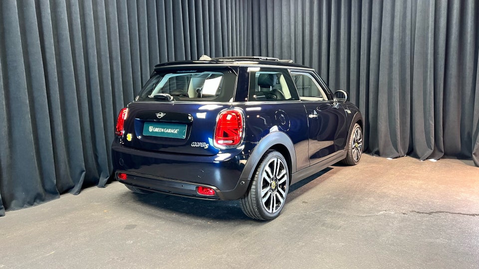 MINI Cooper SE Classic Trim 3d