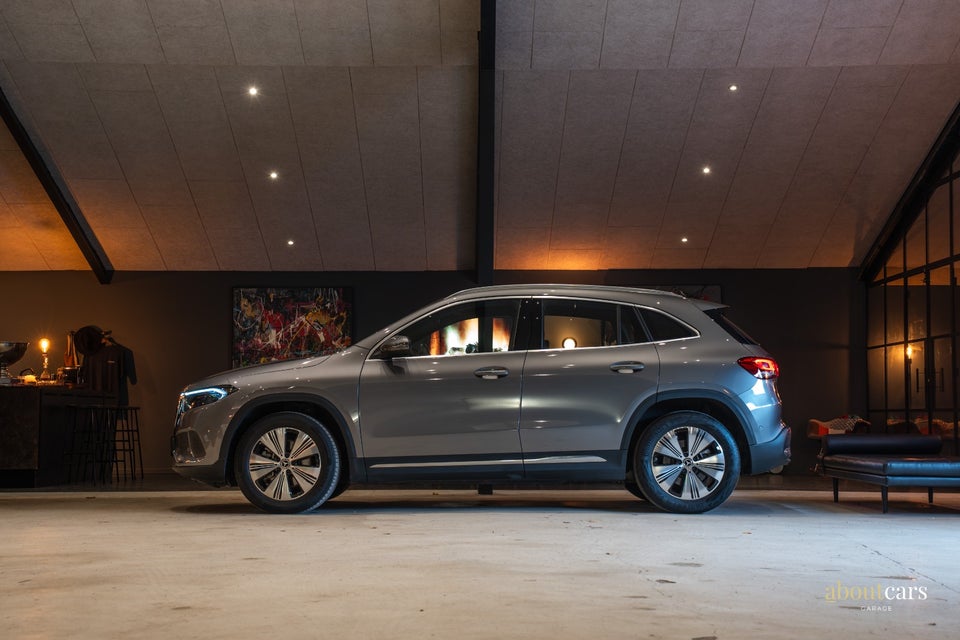 Mercedes EQA250 Progressive 5d