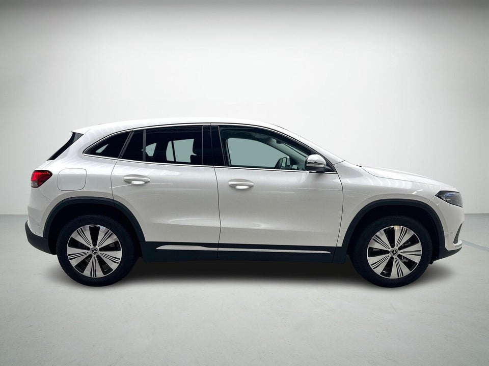 Mercedes EQA250 Progressive 5d