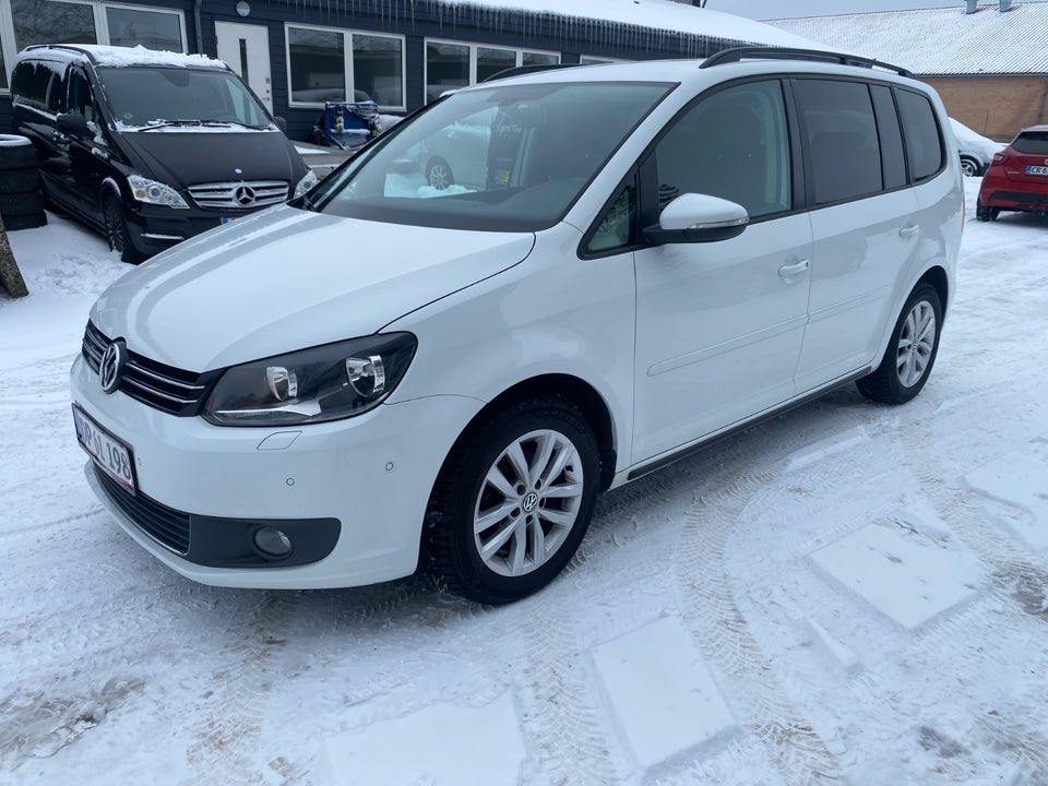 VW Touran 1,6 TDi 105 Comfortline DSG BMT 7prs 5d