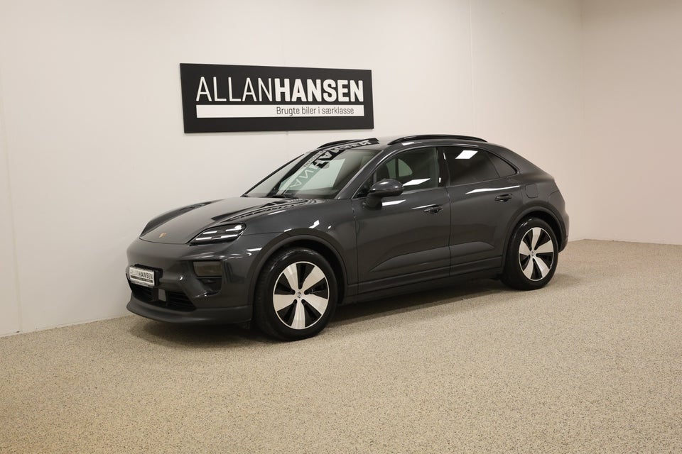 Porsche Macan 4 5d