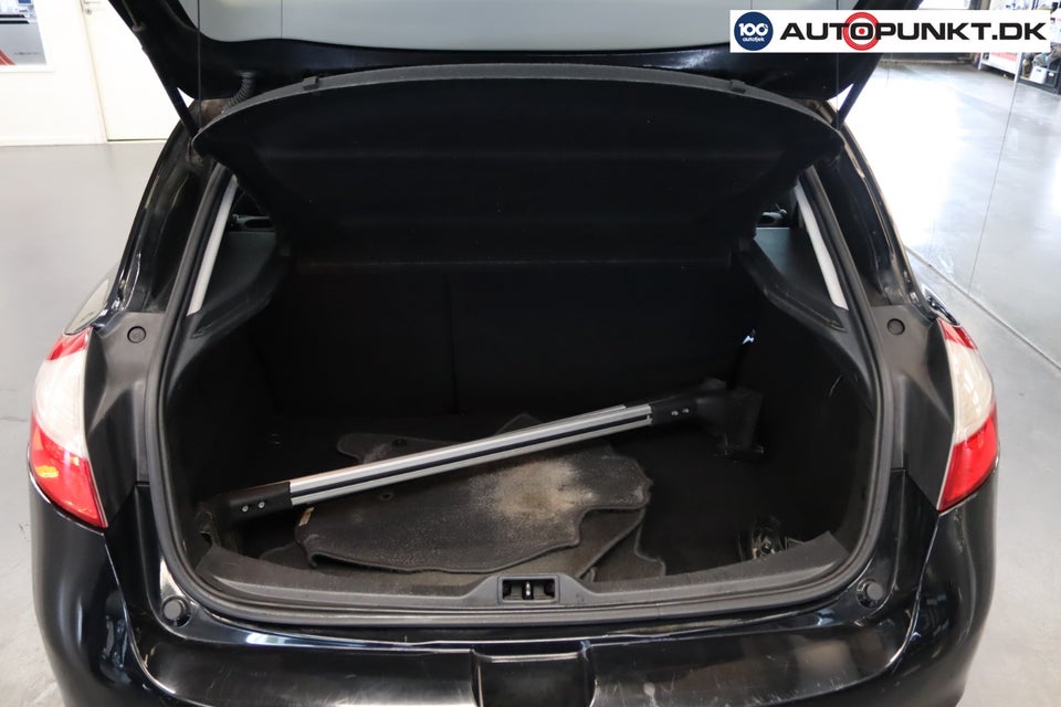 Renault Megane III 1,2 TCe 115 Expression 5d