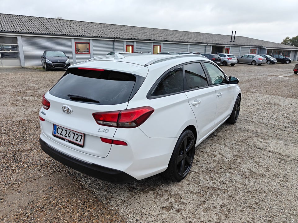 Hyundai i30 1,4 T-GDi Life Komfort stc. DCT 5d
