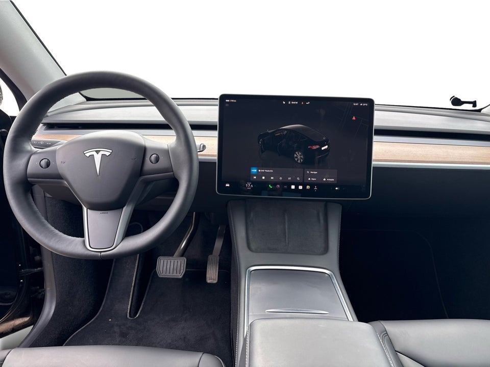 Tesla Model Y RWD 5d