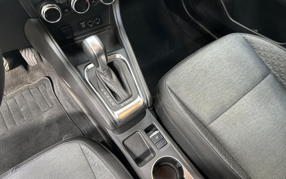 Renault Captur 1,6 E-Tech Zen 5d