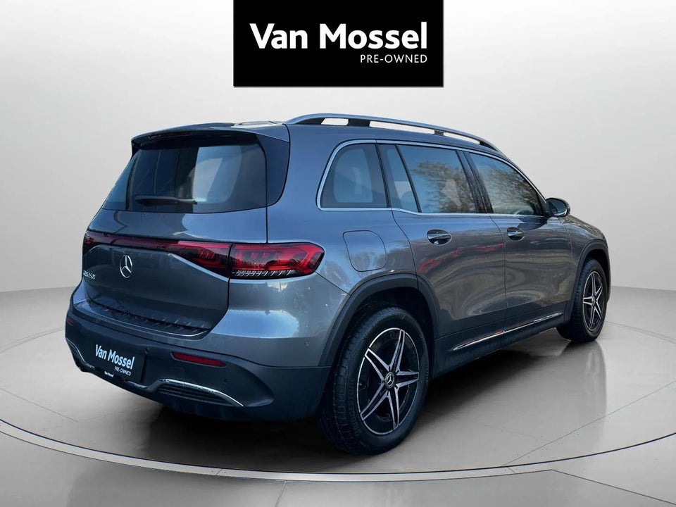 Mercedes EQB250 AMG Line 5d