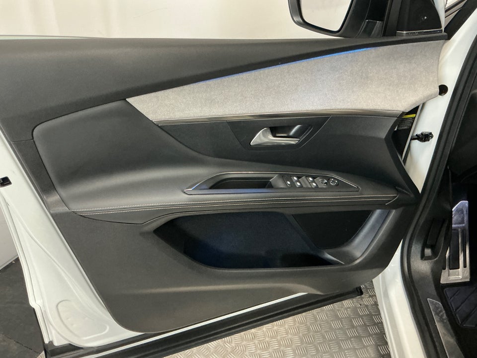 Peugeot 3008 1,6 Hybrid GT Line EAT8 5d