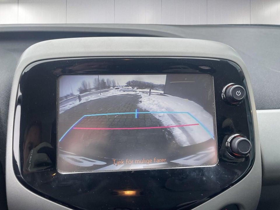 Toyota Aygo 1,0 VVT-i x-play 5d