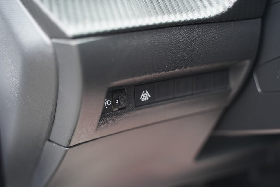 Peugeot 2008 1,2 PureTech 130 Edition:210+ 5d