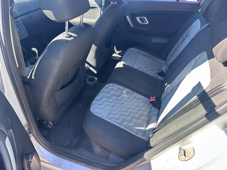Skoda Fabia 1,4 TDi 70 Ambiente Combi 5d