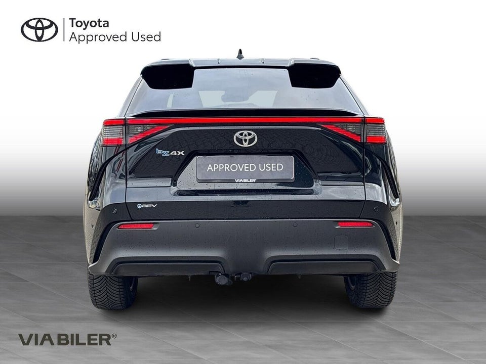 Toyota bZ4X 73 Executive 5d