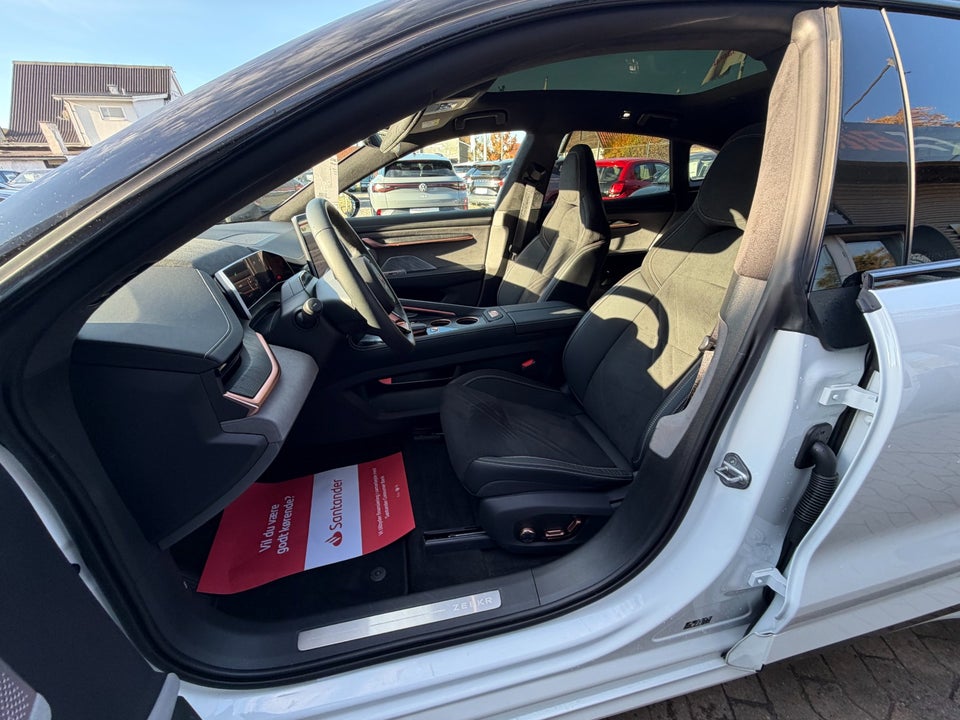 Zeekr 001 Privilege AWD 5d