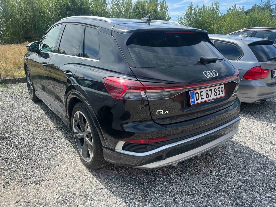 Audi Q4 e-tron 40 S-line 5d