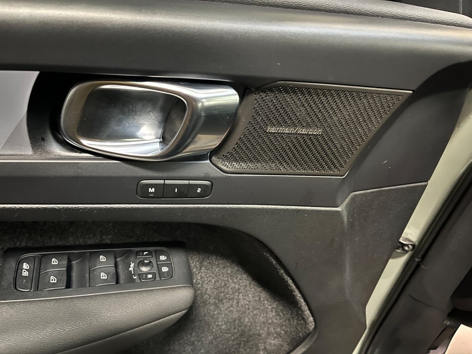 Volvo XC40 P8 ReCharge Twin Ultimate 5d