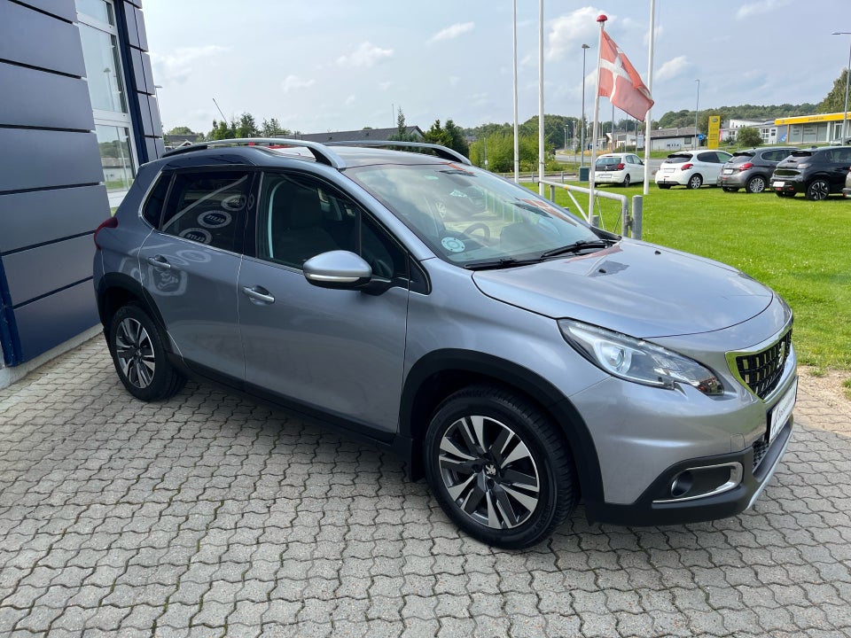 Peugeot 2008 1,6 BlueHDi 100 Desire Sky 5d