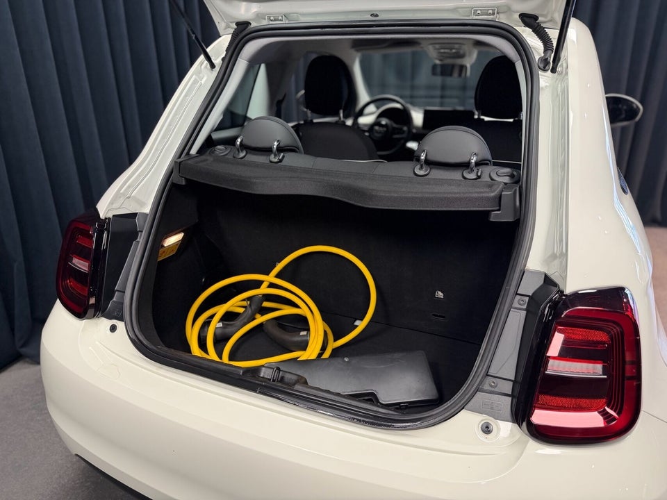 Fiat 500e 42 Icon 3d