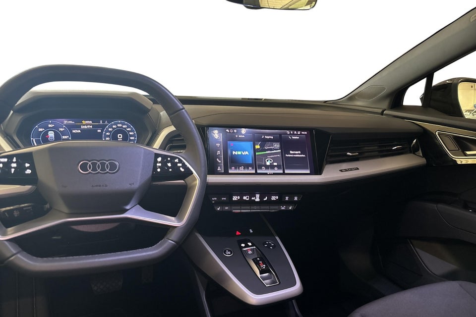 Audi Q4 e-tron 45 Progress 5d