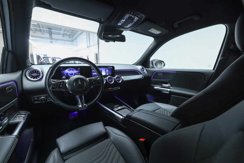Mercedes EQB250+ Progressive 5d