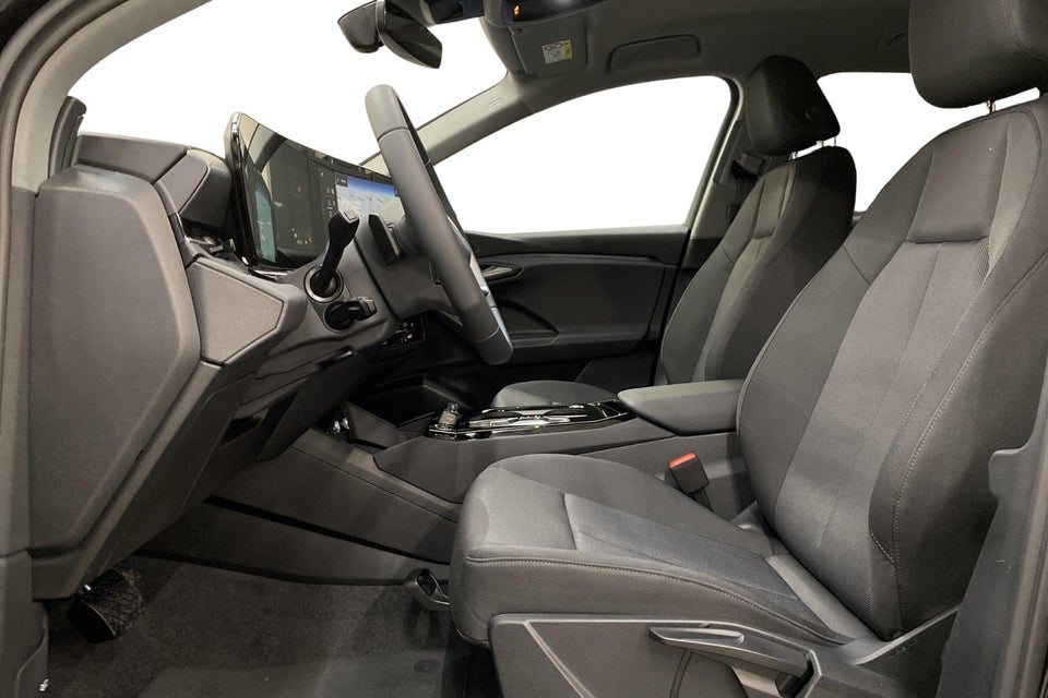 Audi Q6 e-tron Progress performance 5d