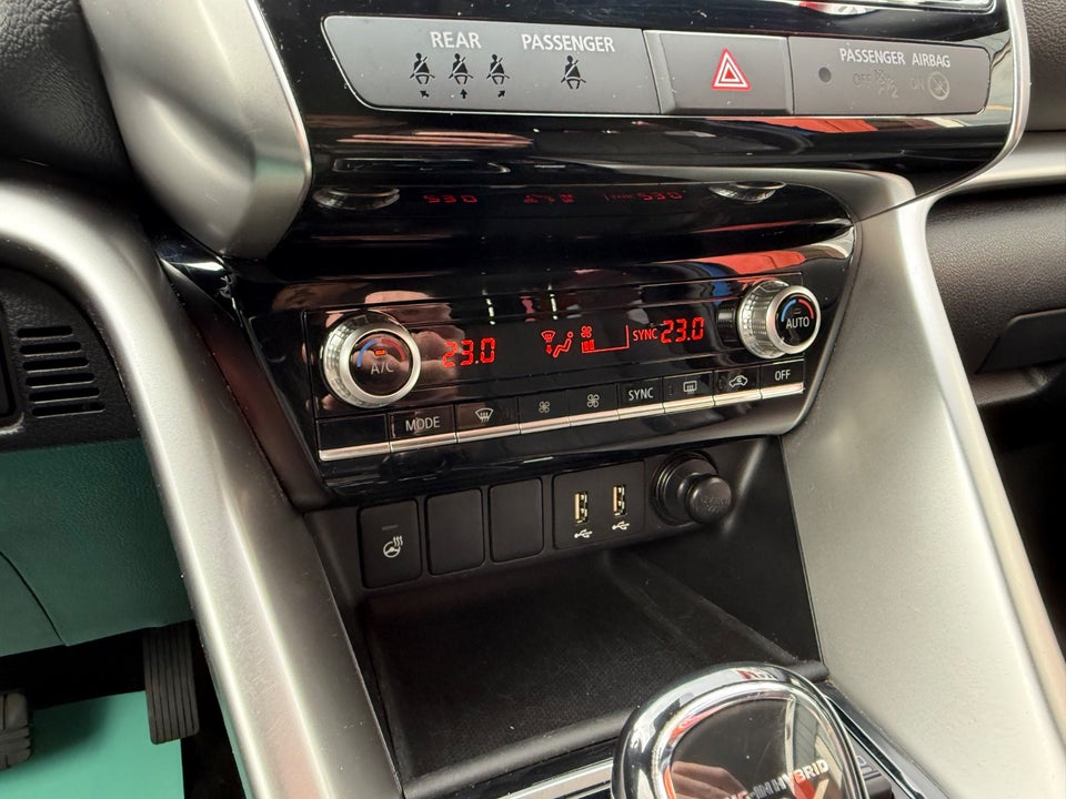 Mitsubishi Eclipse Cross 2,4 PHEV Intense CVT 4WD 5d