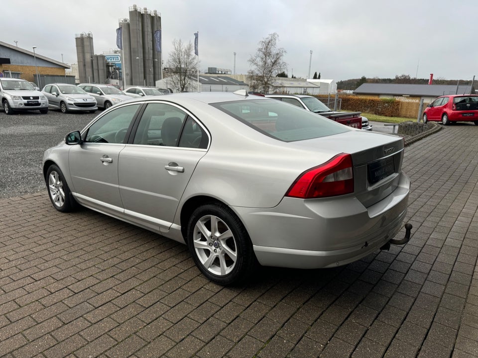 Volvo S80 2,4 D5 Summum aut. 4d