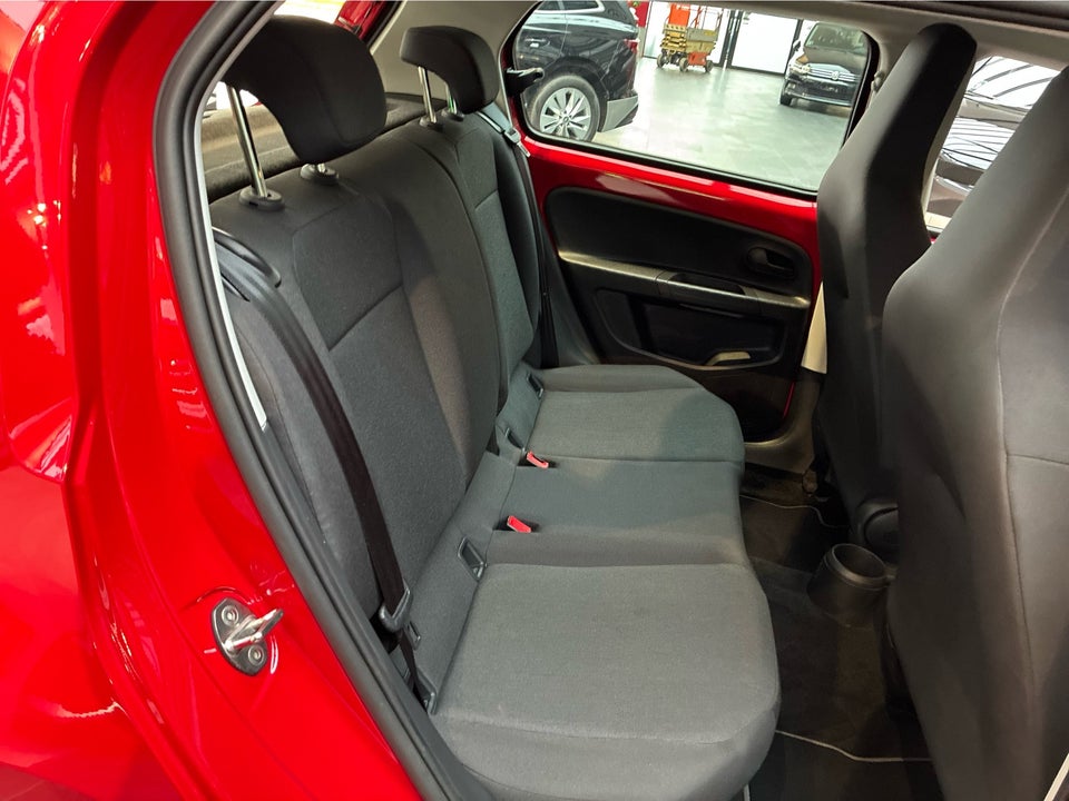 VW e-Up! Move Up! 5d