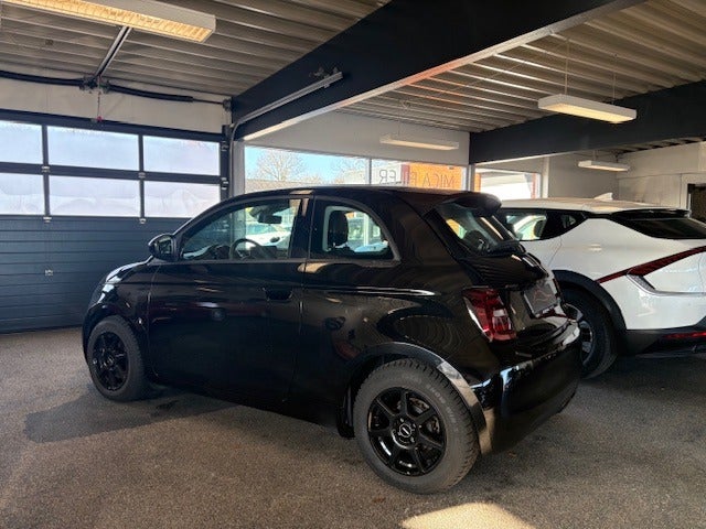 Fiat 500e 42 Icon 3+1 4d