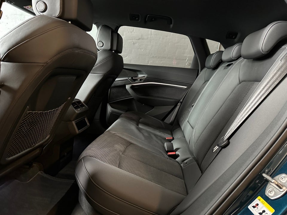 Audi e-tron 55 S-line quattro 5d