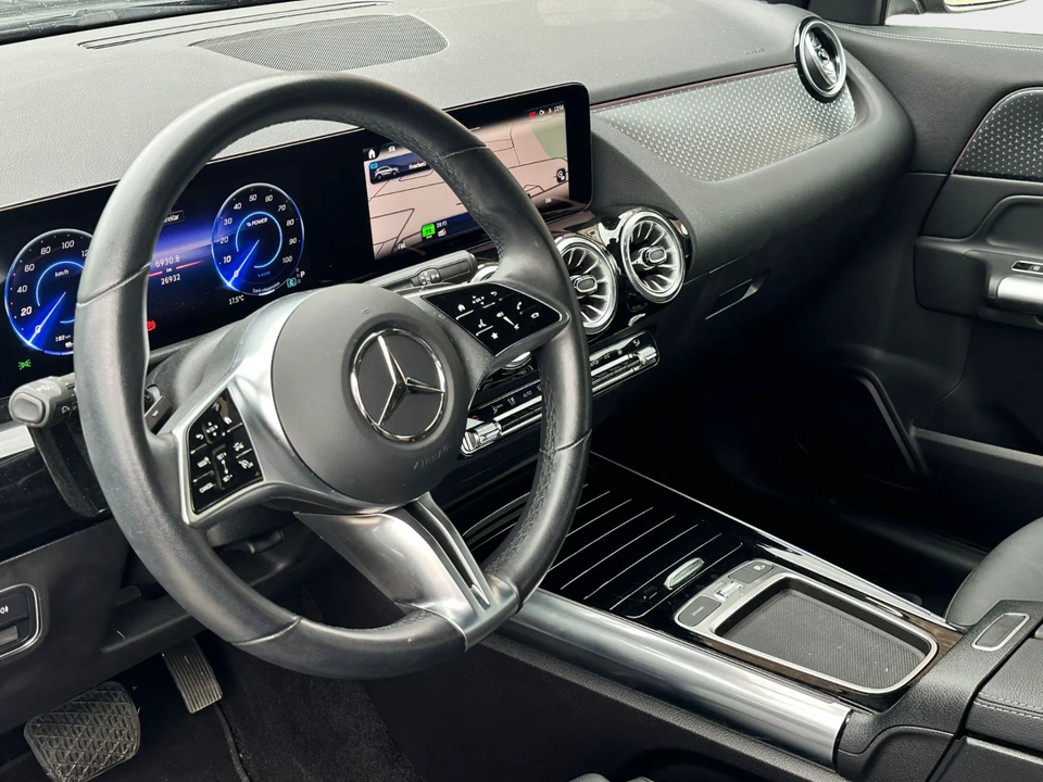 Mercedes EQA250+ Progressive 5d
