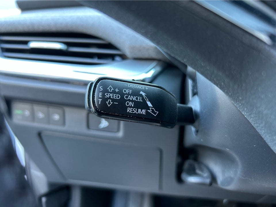 Skoda Enyaq 60 iV Loft 5d