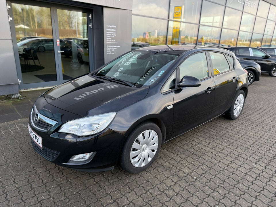 Opel Astra 1,7 CDTi 110 Enjoy 5d