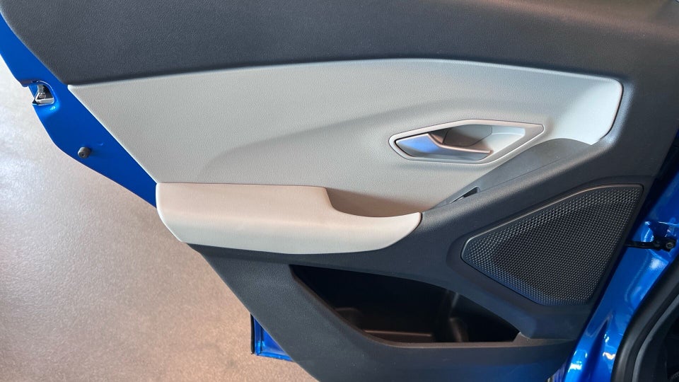 Ford Capri 79 Select Extended Range AWD 5d