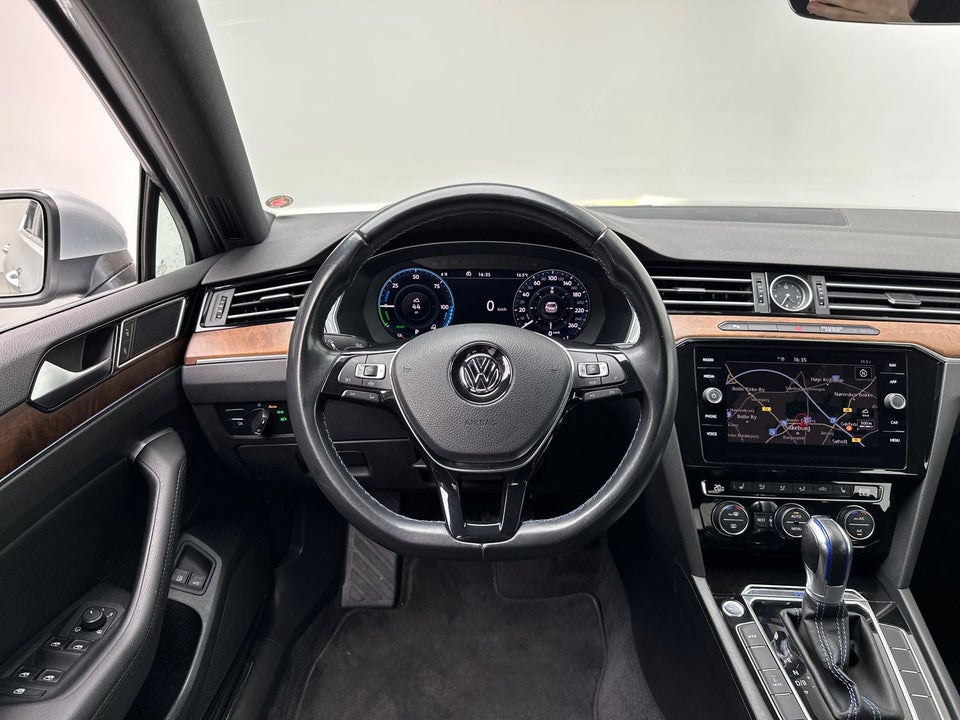 VW Passat 1,4 GTE DSG 4d