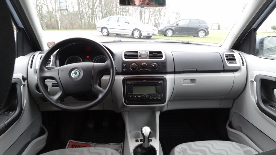 Skoda Roomster 1,4 16V Style 5d