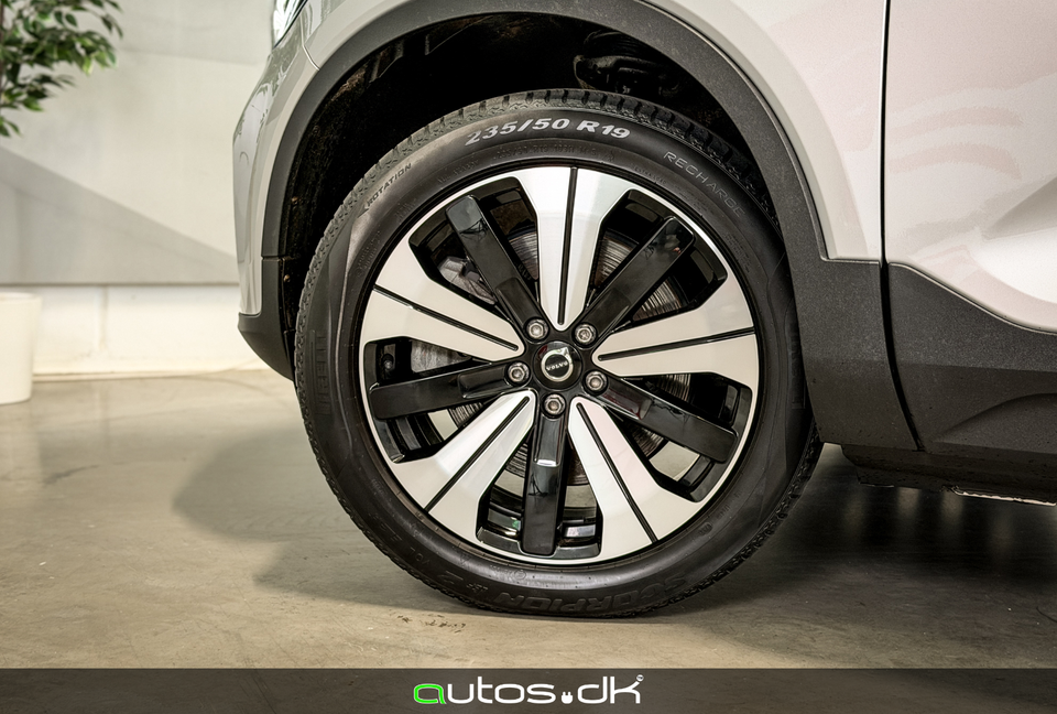 Volvo XC40 P6 ReCharge Plus 5d