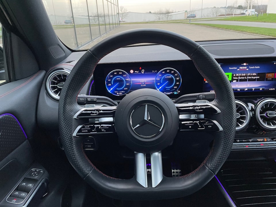 Mercedes EQB250+ AMG Line 5d